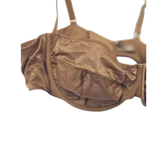 Skims underwire bra Nwt - Picture 7 of 8